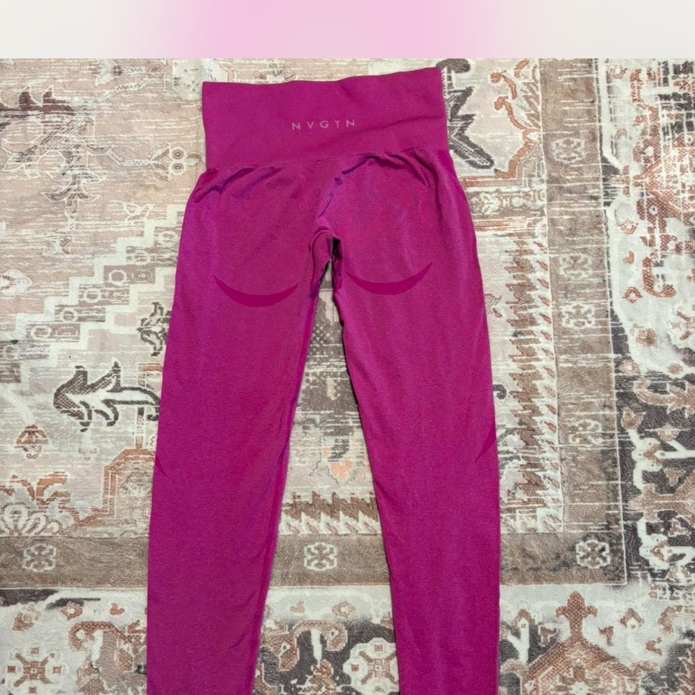 NVGTN Fuchsia Leggings